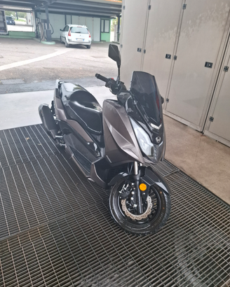 Tmax Scooter 125 (Prezzo trattabile) Mantova
