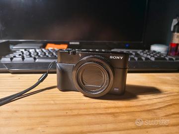 Sony RX100 va + 3 batterie e caricabatterie
