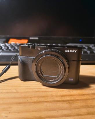 Sony RX100 va + 3 batterie e caricabatterie