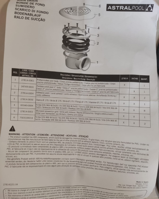 Bocchettone di fondo x piscina Astrapol con tubo b
