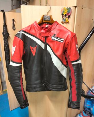 tuta moto in pelle giudici