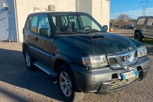 Disponibili ricambi Nissan Terrano II 2.7 Tdi.