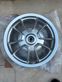 Cerchio posteriore vespa 125/150 primavera