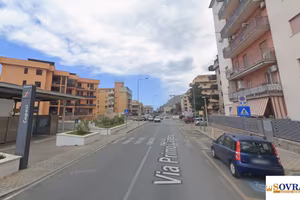 CAPACI: ATTICO CON TERRAZZINO