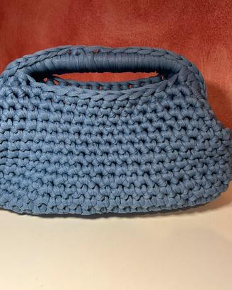 Borsa a mano artigianale – Azzurro Polvere