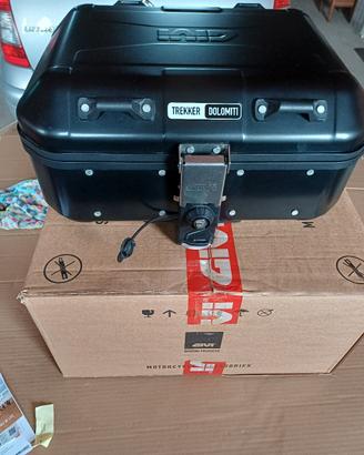 givi trekker dolomiti 30 litri