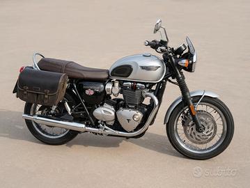 Triumph Bonneville T120 Sped. In tutta Italia