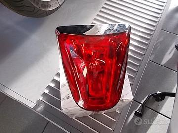 Faro posteriore Vespa Primavera Sprint 642946