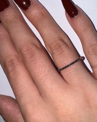 Anello in oro bianco 18K