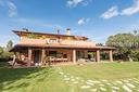 villa-nell-esclusivo-golf-club-miglianico