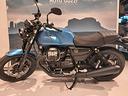 moto-guzzi-v7-stone