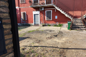 Locale commerciale C1