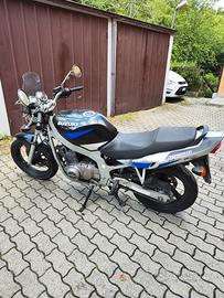 Suzuki GS 500 - 2004