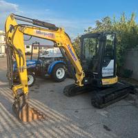Miniescavatore Yanmar Vio 38 quintali ore 1300