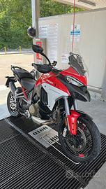Multistrada V4S travel & radar