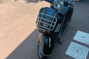 Vespa GTS 250