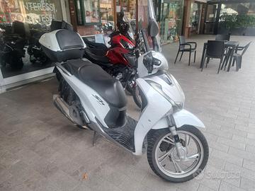 Honda SH 150 abs 2019 Permute garanzia finanziamen