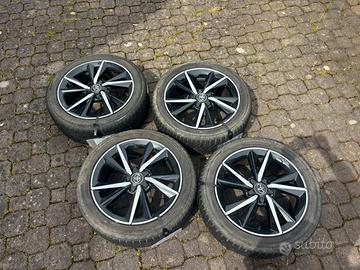 Cerchi  Toyota R 17  + Gomme invernali
