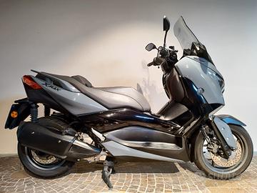 Yamaha X-Max 300 Tech Max