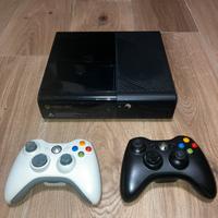 XBOX 360E - 50 giochi e skylanders