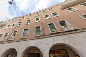 Appartamento con doppia esposizione