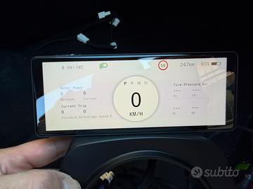 Display aggiuntivo Tesla