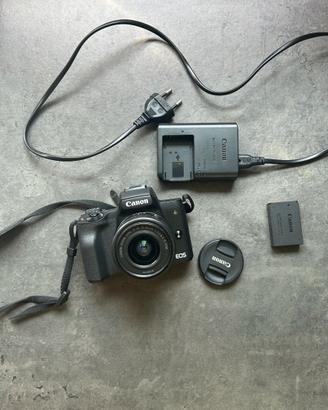 Canon EOS M50