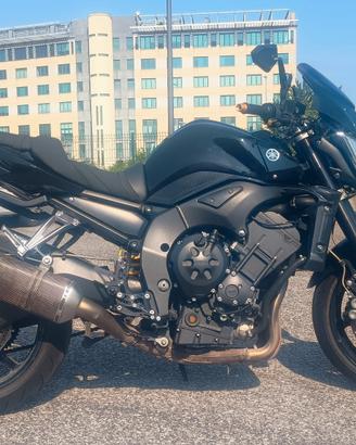 fz1 del 2006 perfetta