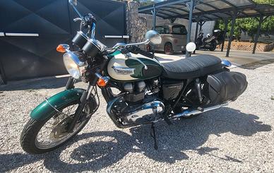  TRIUMPH BONNEVILLE T100