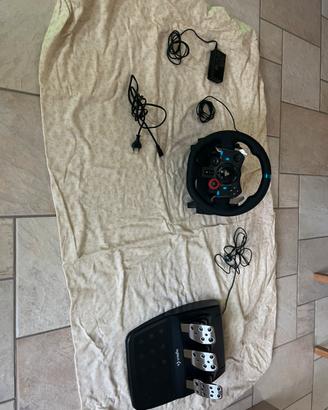 volante e pedaliera logitech G29 ps4 ps5 pc