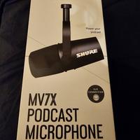 Microfono Shure Mv7x podcast