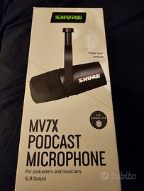 Microfono Shure Mv7x podcast