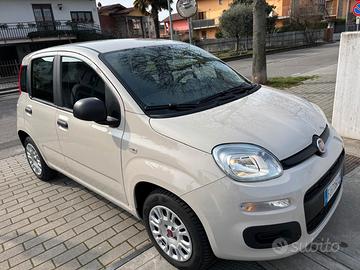 Panda 1.2 2017 SOLI 15600km, 9000€ tratt.