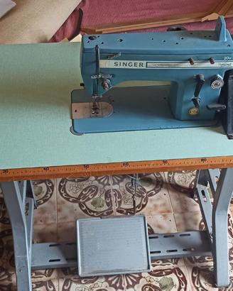 Macchina da cucire Singer 20U