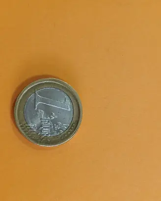Moneta da 1 euro con errori di coniatura