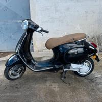 Piaggio Vespa 50 Primavera - 2017
