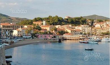 Ristorante sul lungomare di Porto Azzurro