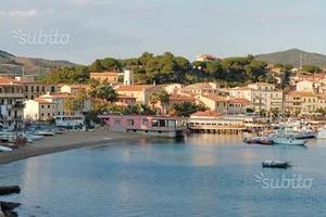 Ristorante sul lungomare di Porto Azzurro