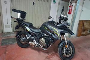 QJ MOTOR SRT700