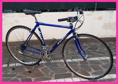 Bicicletta sportiva corsa