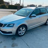Skoda Octavia 1.6 TDI CR 115 CV Ambition