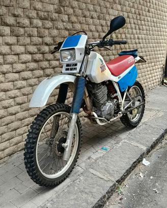 Honda xr 600