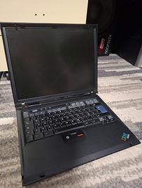 IBM ThinkPad R50e (Senza Hard Disk) per ricambi