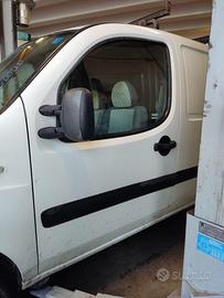 Porta anteriore sx nuda FIAT DOBLO del 2008