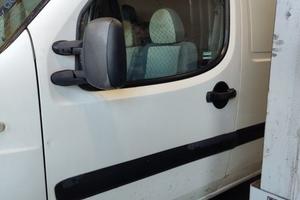 Porta anteriore sx nuda FIAT DOBLO del 2008