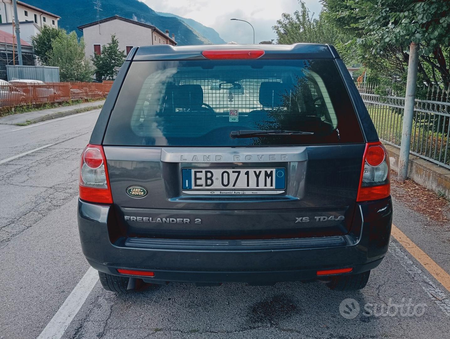 Land Rover Freelander 2010 photo 5
