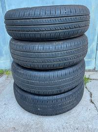 Set di 4 pneumatici estivi Westlake.