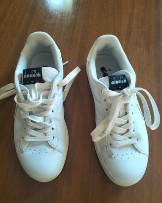 scarpe Diadora 