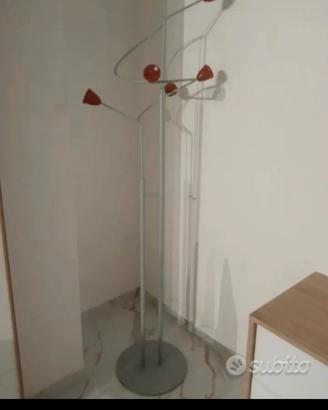 6 pezzi di arredamento 
