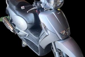 Scarabeo 400
